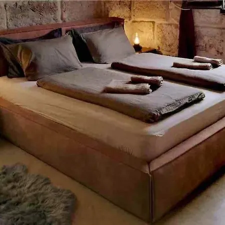 וילה Luxury House Of Character Golden Bay/manikata.