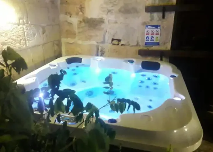 Villa Luxury House Of Character Golden Bay/manikata.