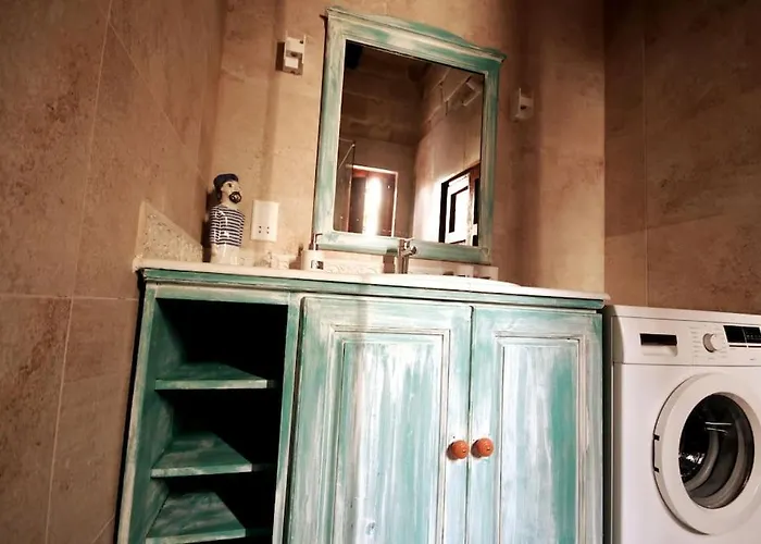 Villa Luxury House Of Character Golden Bay/manikata.