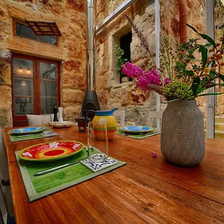 Villa Luxury House Of Character Golden Bay/manikata. St. Paul's Bay