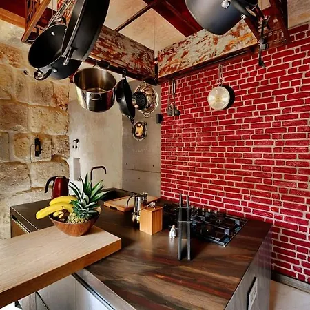 Luxury House Of Character Golden Bay/manikata. San Pawl il-Baħar