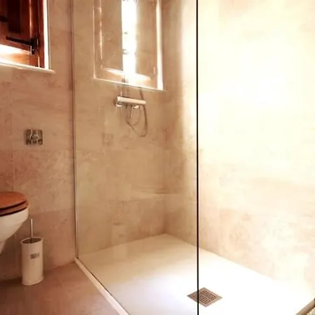 Villa Luxury House Of Character Golden Bay/manikata. St. Paul's Bay