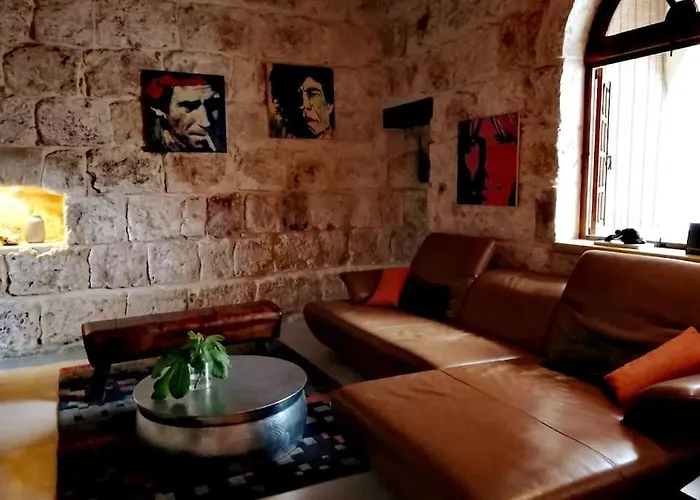 Luxury House Of Character Golden Bay/manikata. * St Paul's Bay