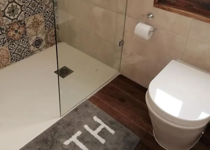 Villa Luxury House Of Character Golden Bay/manikata. *