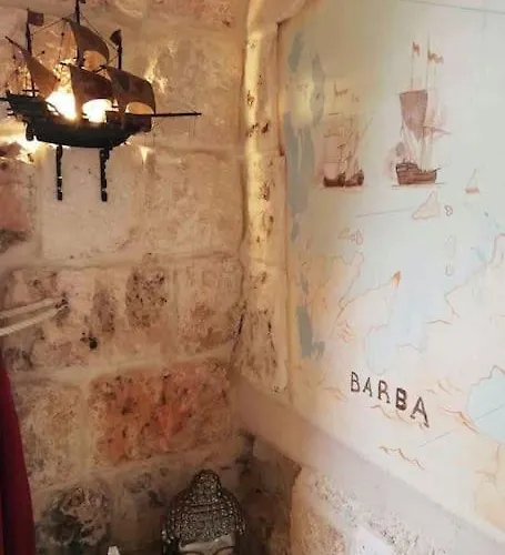 Luxury House Of Character Golden Bay/manikata.