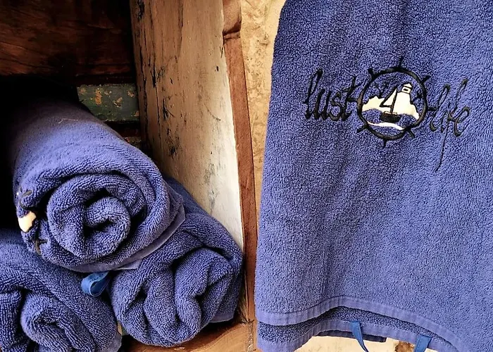 Villa Luxury House Of Character Golden Bay/manikata. St Paul's Bay